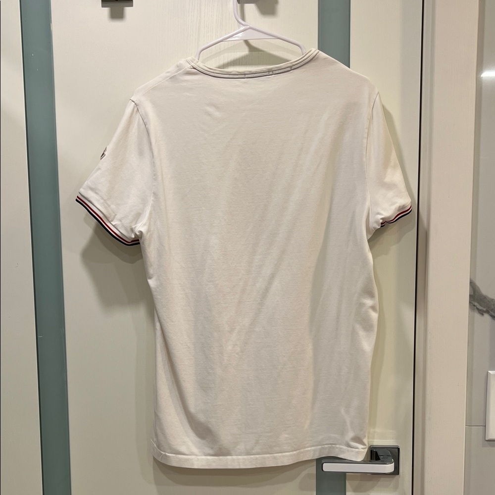 🚨SEND OFFERS🚨Moncler Classic White Tee with Logo Accent - Picture 4 of 4